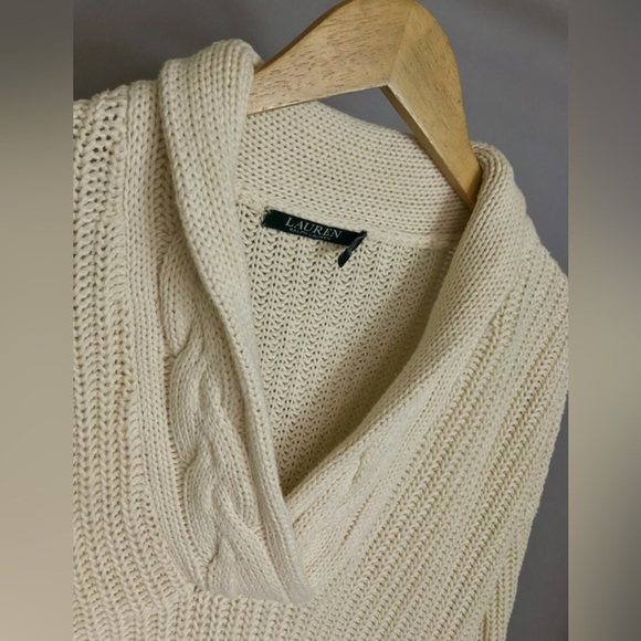 LRL Lauren Ralph Lauren Women's Cable Knit V Neck Sweater Beige - Picture 2 of 9